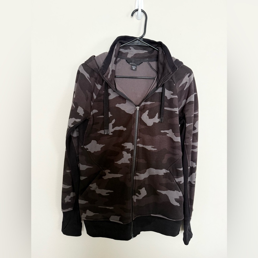 Athleta Black/Gray Camouflage Hoodie MT